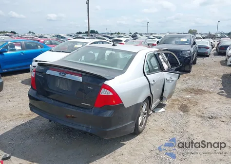 2011 Ford Fusion S z USA, uszkodzony, nr VIN 3FAHP0GA5BR226881